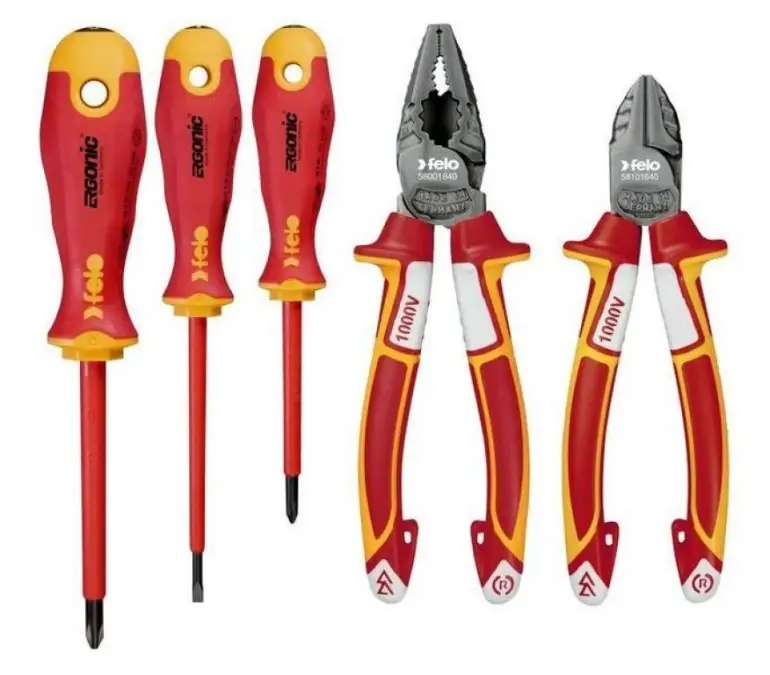 Do wyczerpania zapasów Zestaw 3 wkrętaków izolowanych Ergonic VDE z magnetyzerem + obcinaczki boczne 160mm + kombinerki 180mm 413 951 99