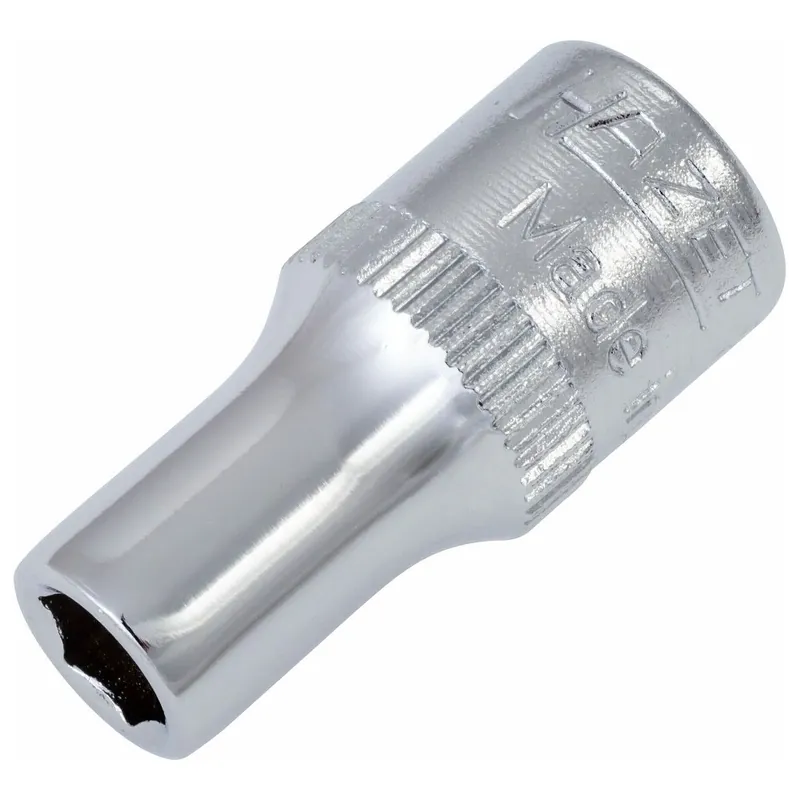 Klucz nasadowy ∙ Zabierak kwadratowy drążony 1/4 cala (6,3 mm) ∙ Profil Traction z gniazdem zewnętrznym 6-kątnym ∙ Rozmiar klucza 3/16″ Do wyczerpania zapasów